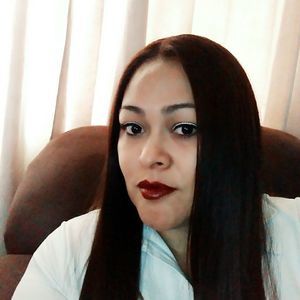 Meet your Posher, Alma